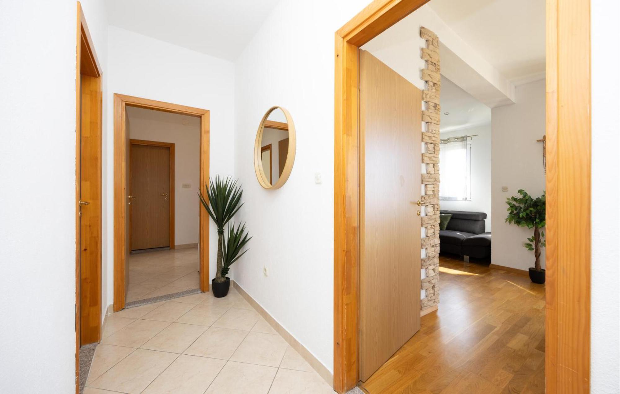 Holiday Apartment Makarska 3 Bagian luar foto